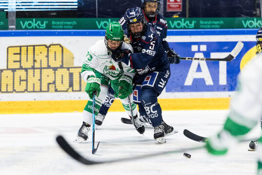 Rögles Cassidy Maplethorpe och Linköpings Eve Savander