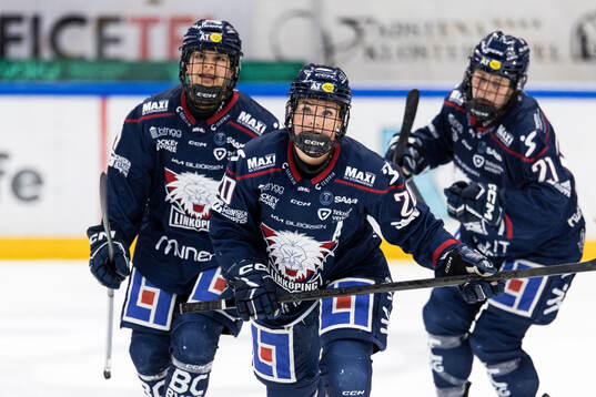 Linköpings Lova Blom jublar