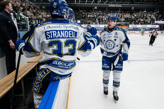 Leksands Andro Kaderli jublar