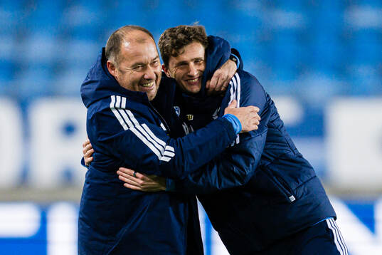 Head coach Martin Falk of Molde celebrates