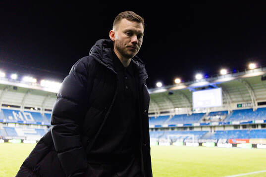 Head coach Alfred Johansson of Rosenborg looks dejected