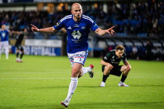 Eirik Hestad of Molde celebrates