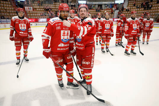 Timrås Jeremy Boyce-Rotevall och Jonathan Dahlén deppar