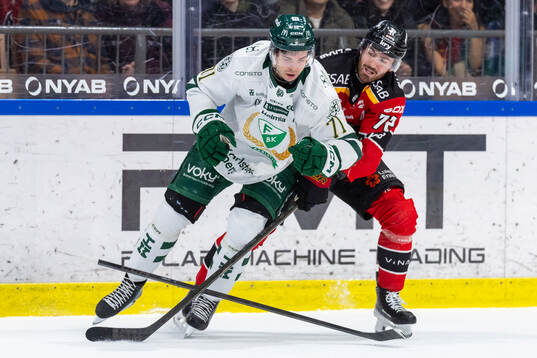 Färjestads Viktor Lodin och Luleås Ben Tardif