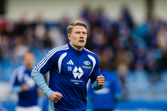 Kristian Eriksen of Molde warms up