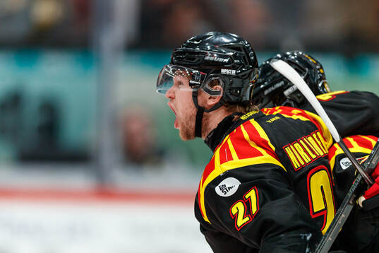 Brynäs Mattias Norlinder jublar