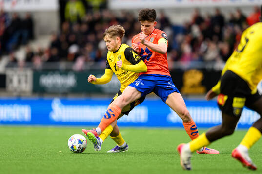 Lars Ranger of Lillestrøm and Henrik Melland of Aalesund