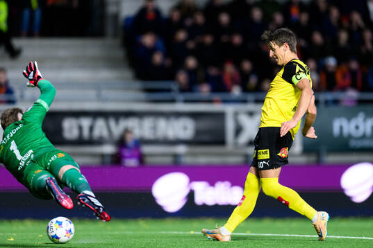 Thomas Lehne Olsen of Lillestrøm scores 1-3