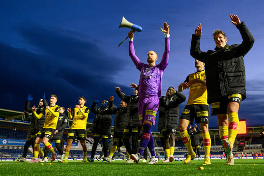 Goalkeeper Pontus Dahlberg and Thomas Lehne Olsen of