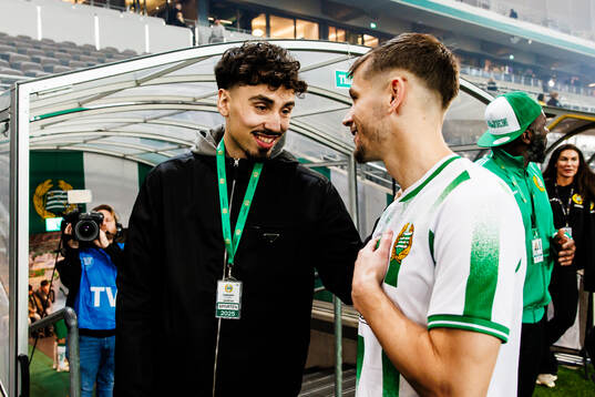 Sebastian Tounekti och Hammarbys Oscar Johansson Schellhas