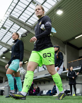 Häckens målvakt Fanney Birkisdottir