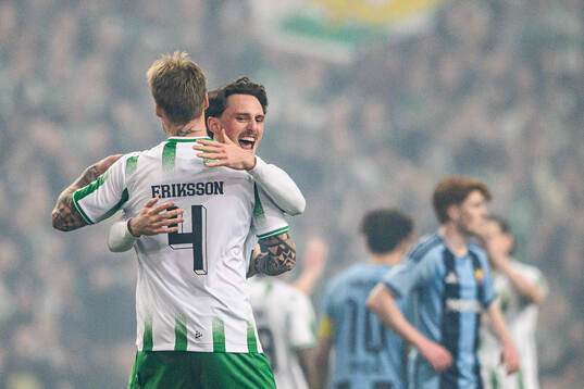 Hammarbys Victor Eriksson och Noah Persson jublar