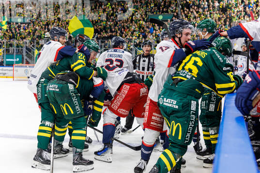 Oskarshamns och Björklövens spelare