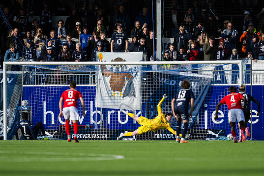 Mustapha Isah Ubandoma of Kristiansund scores the 1-0 goal