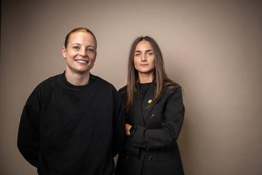 Anna Anvegård och Elena Sadiku, Häcken