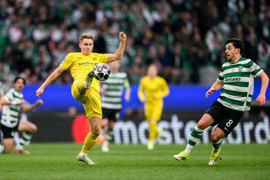 Fredrik Sjøvold of Bodø/Glimt and Pedro Gonçalves of