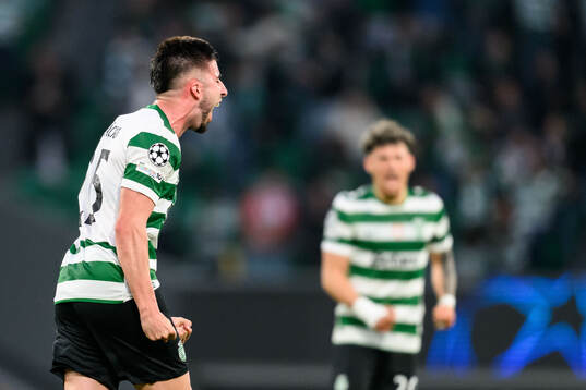 Gonçalo Inácio of Sporting celebrates