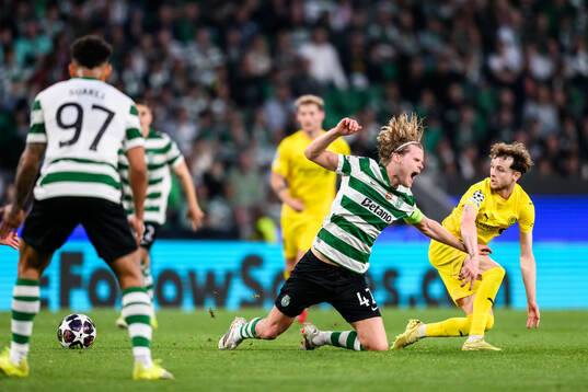 Morten Hjulmand of Sporting and Håkon Evjen of Bodø/Glimt