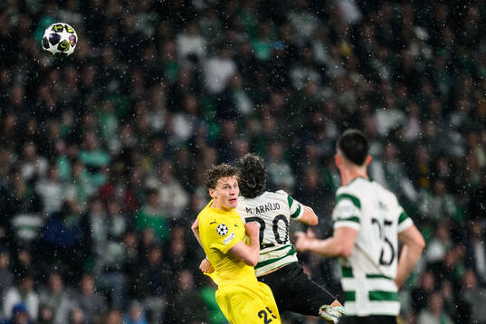 Isak Dybvik Määttä of Bodø/Glimt and Maximiliano