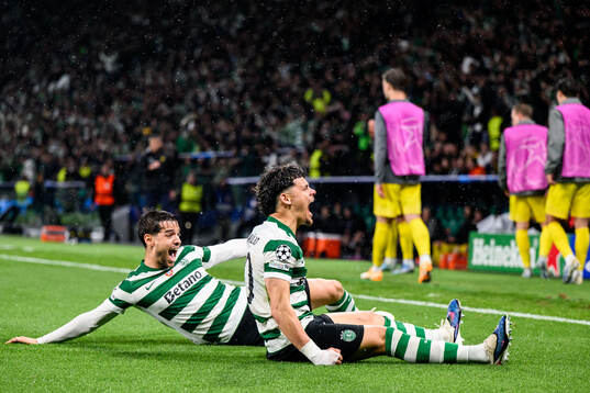 Maximiliano Araújo and Daniel Bragança of Sporting