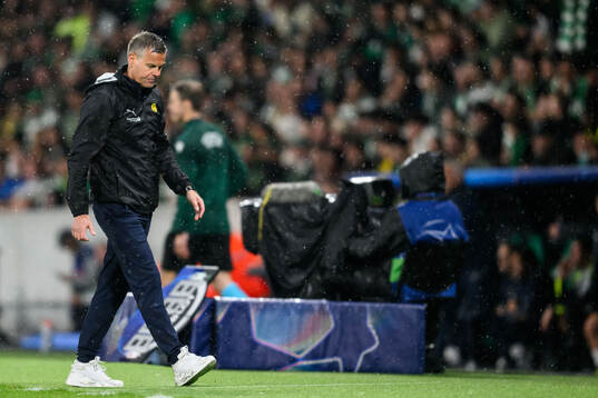 Head coach Kjetil Knutsen of Bodø/Glimt looks dejected