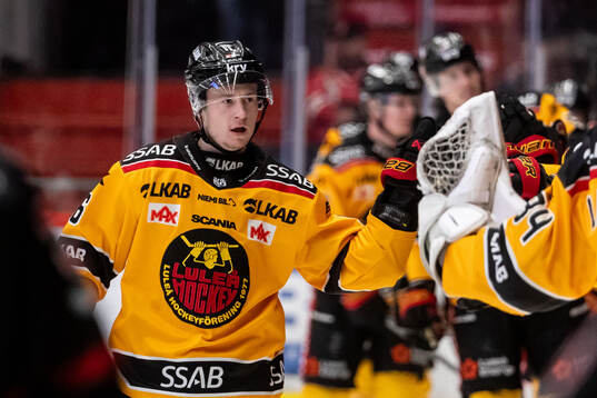 Luleås Pontus Andreasson jublar