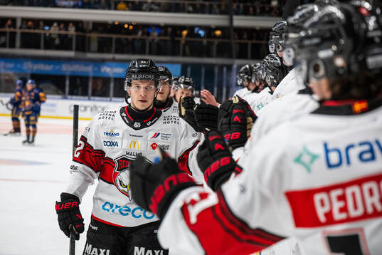 Malmö Redhawks Joona Ikonen jublar