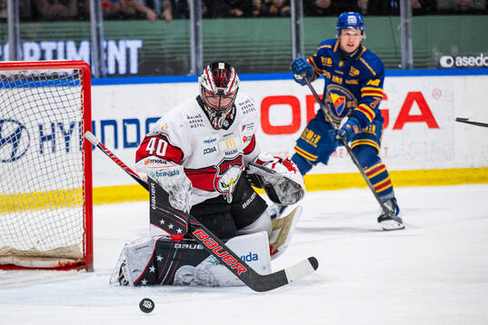 Malmö Redhawks målvakt Oskar Blomgren