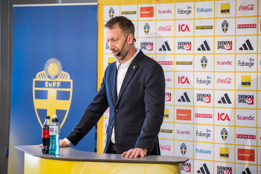 Head coach Graham Potter of the Swedish men's national