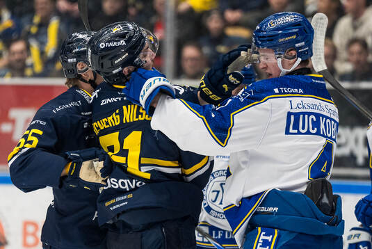 HV71s William Ignberg Nilsson och Leksands Tinus Luc Koblar