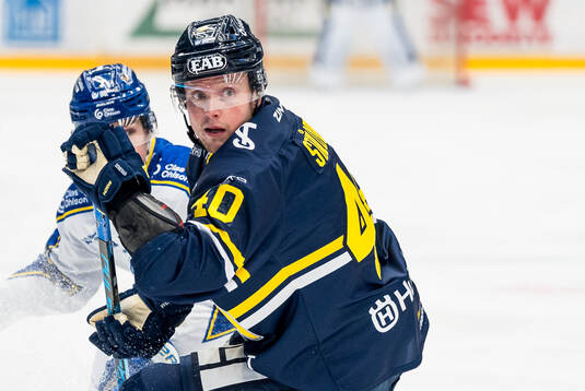 HV71s Oskar Stål-Lyrenäs