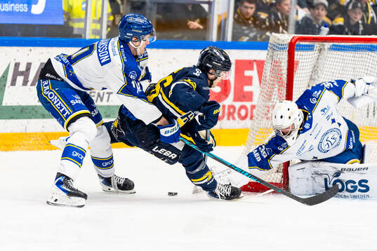 Leksands Anton Johansson och HV71s Linus Lindström