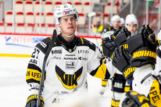 Västerås Carl Jakobsson jublar