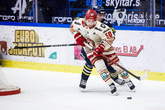 Kalmars Elliot Ekmark och Södertäljes Adam Hesselvall