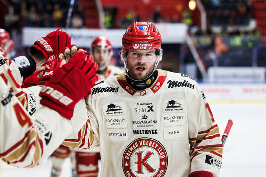 Kalmars Jesper Lindén jublar