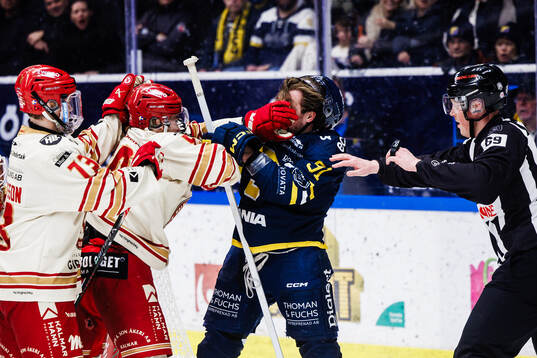 Kalmars Valdemar Johansson och Elliot Ekmark i bråk med