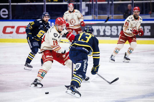 Kalmars Andrej Sustr och Södertäljes Henrik Eriksson