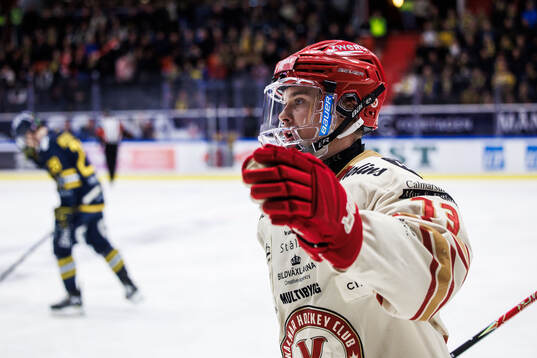 Kalmars Valdemar Johansson jublar