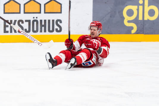 Troja/Ljungbys Zachary Wytinck har ont