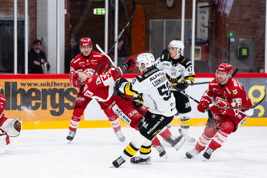 Troja/Ljungbys Zachary Wytinck och Västerås Veikko