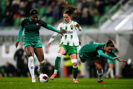 Kristianstads Waniya Hudson och Hammarbys Svea Rehnberg och