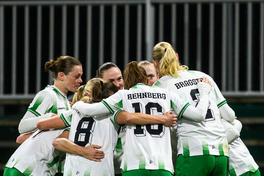 Hammarbys Elin Sørum jublar