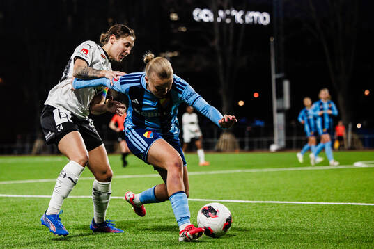 Häckens Tabby Tindell och Djurgårdens Elin Westlund