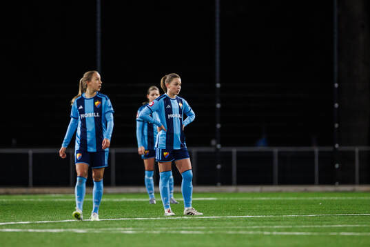 Djurgårdens Elsa Pelgander deppar
