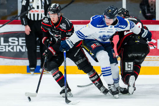 Nybros Theo Jacobsson och Karlskogas Jonatan Lundgren