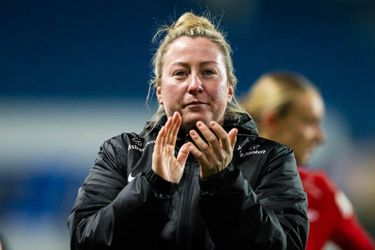 Head coach Laura Kaminski of Brann