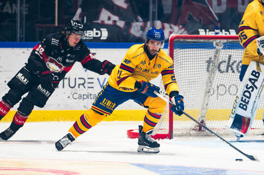 Malmö Redhawks Lauri Pajuniemi och Djurgårdens Joseph