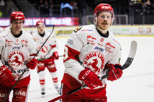 Troja/Ljungbys Ludvig Warg jublar