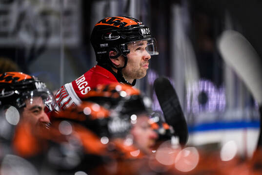 Örebros David Quenneville deppar