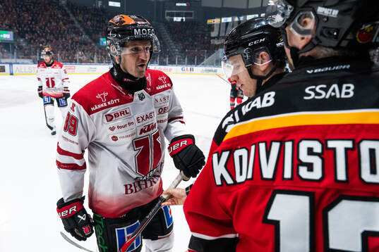 Örebros Patrik Karlkvist och Luleås Eetu Koivistoinen